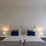 Bright And Spacious With Patio And Bbq Serra d'El-Rei