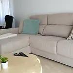 Villa Bright And Spacious With Patio And Bbq