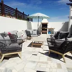 Villa Bright And Spacious With Patio And Bbq *