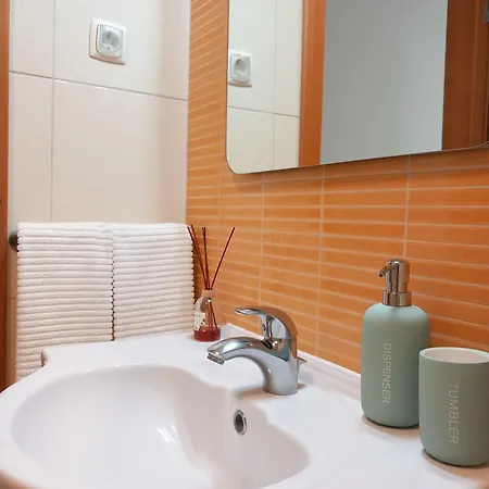 Bright And Spacious With Patio And Bbq Serra d'El-Rei