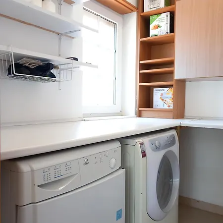 Vila Bright And Spacious With Patio And Bbq