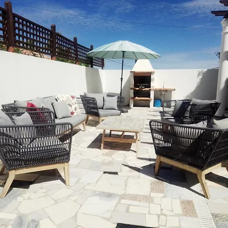 Bright And Spacious With Patio And Bbq Villa Serra d'El-Rei