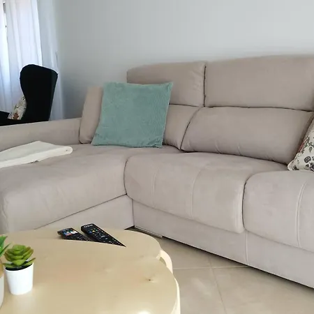 Vila Bright And Spacious With Patio And Bbq